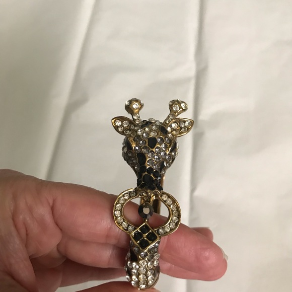 Exotic Giraffe Bracelet - Picture 3 of 8